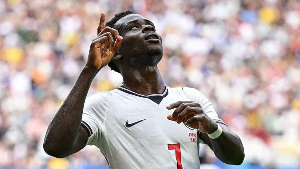 World Cup offers war-weary Middle East a welcome diversion