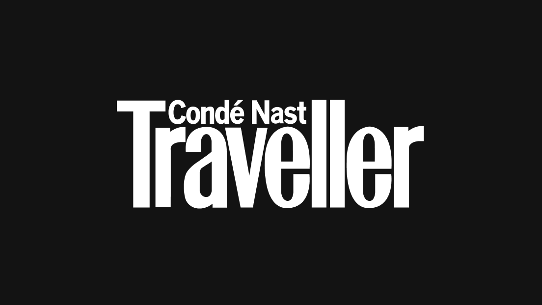 Dubai and Middle East flight disruption: flight cancellations to be expected with Kuwait, Bahrain and Jordan facing ongoing attacks – Condé Nast Trave