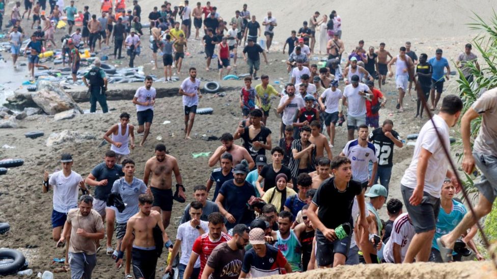 Analysts believe US-Iran war at critical point with potential for further escalation