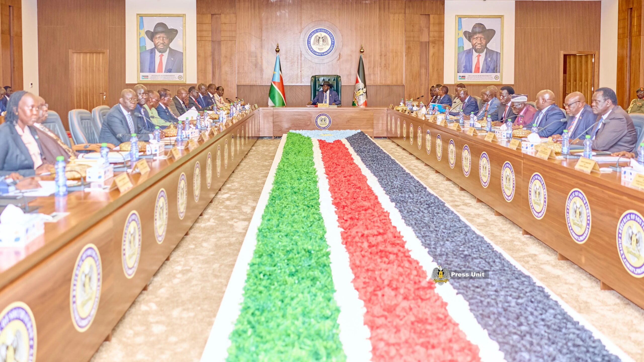 Council of Ministers Approves Support for National Teams, Endorses Measures to Strengthen Non-oil Revenue