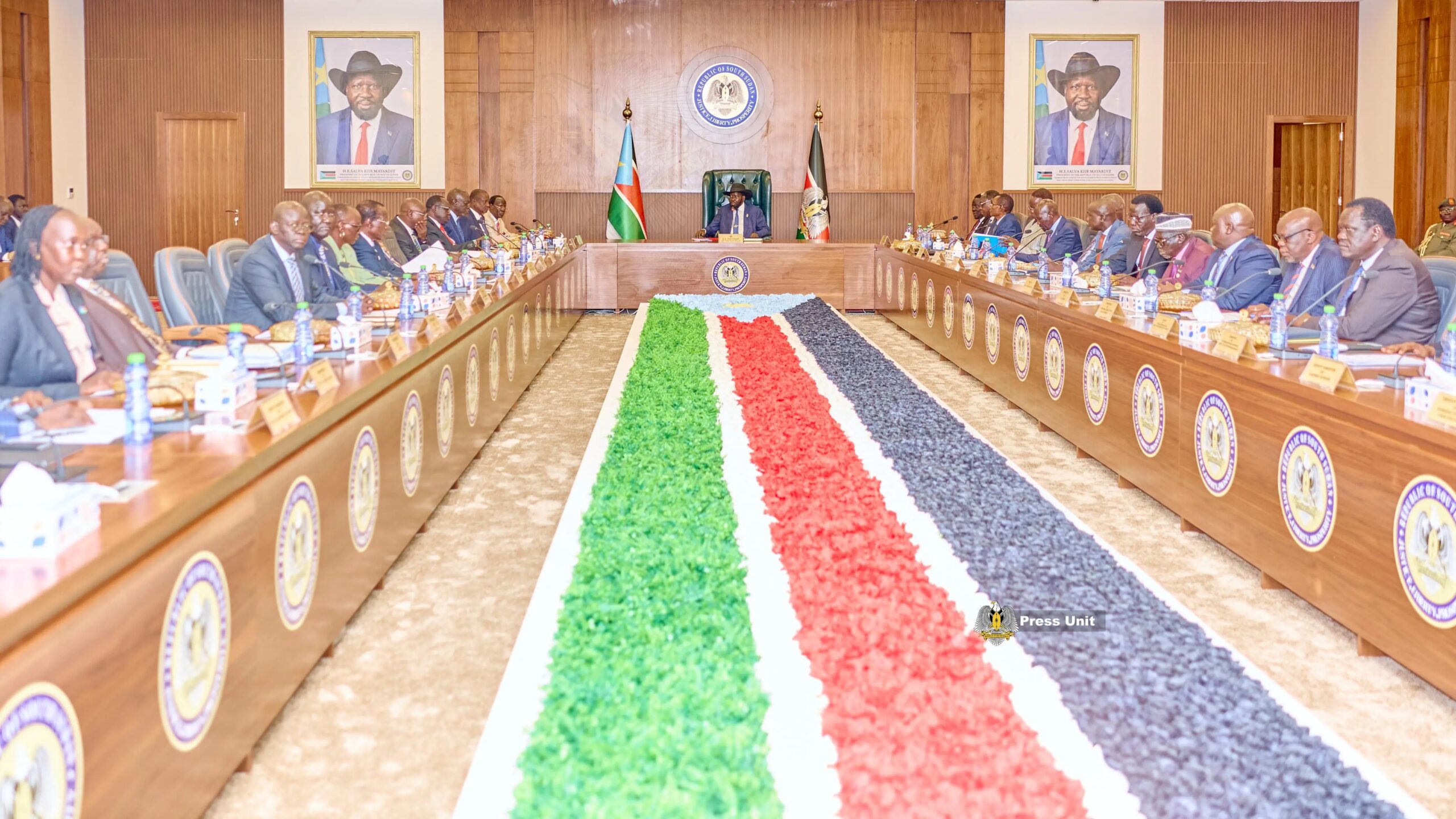 Council of Ministers Approves Support for National Teams, Endorses Measures to Strengthen Non-oil Revenue